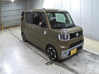 DAIHATSU WAKE 2015