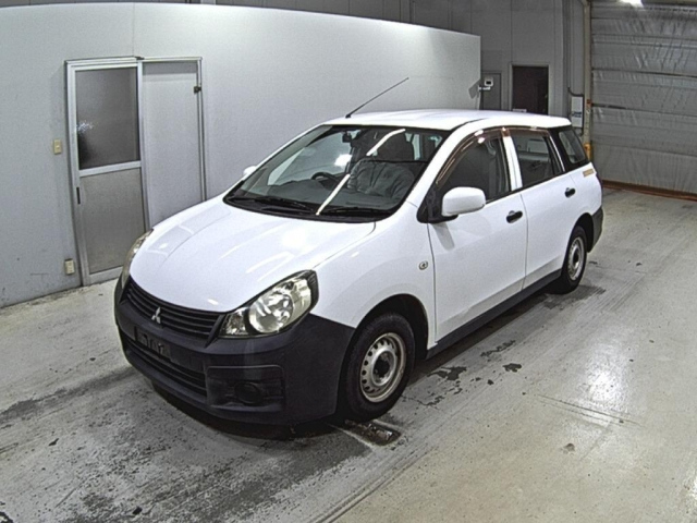 MITSUBISHI LANCER VAN 2011