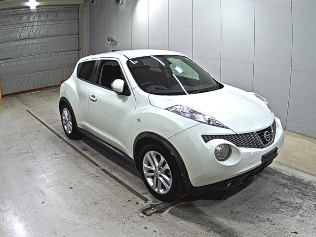 NISSAN JUKE 2012