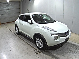 NISSAN JUKE 2012