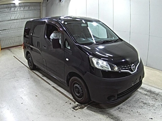 NISSAN NV200 2012