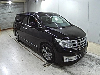 NISSAN ELGRAND 2010