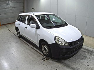 MITSUBISHI LANCER VAN 2011