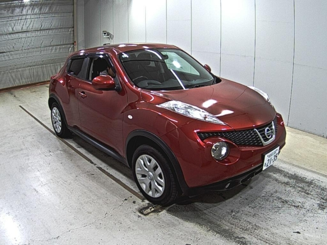 NISSAN JUKE 2011