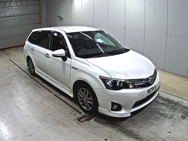 TOYOTA COROLLA FIELDER 2014