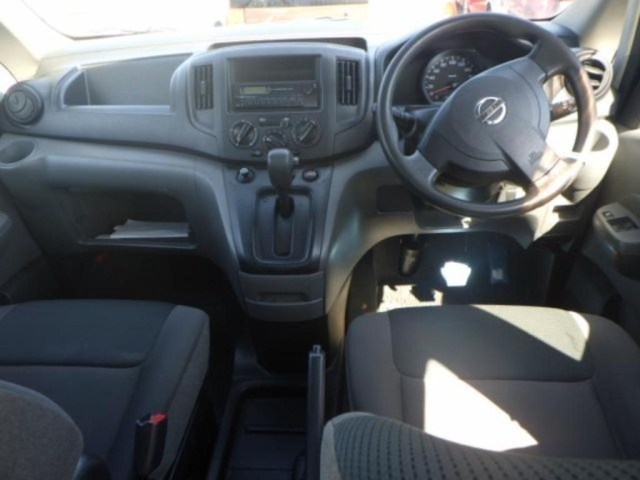 NISSAN NV200 2014