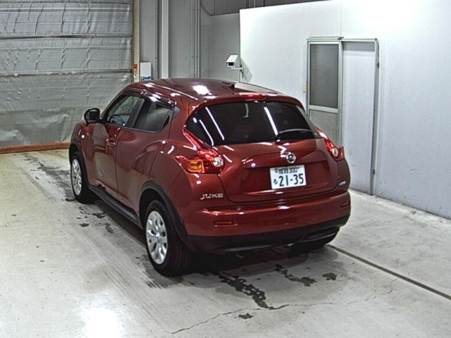 NISSAN JUKE 2011