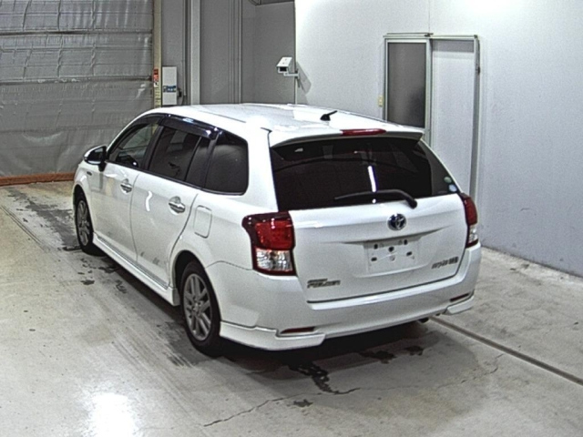 TOYOTA COROLLA FIELDER 2014