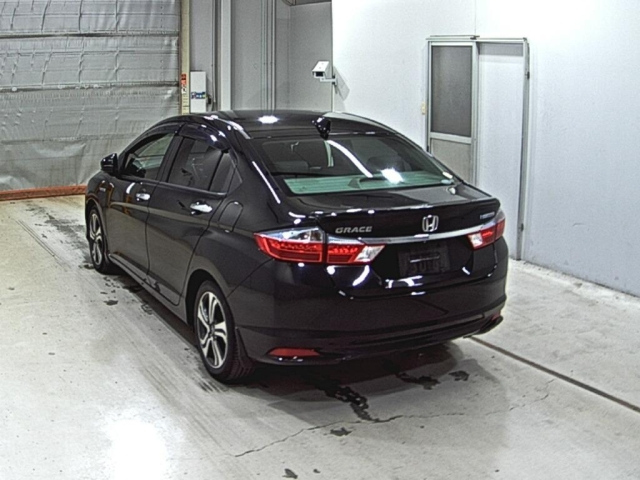 HONDA GRACE 2015