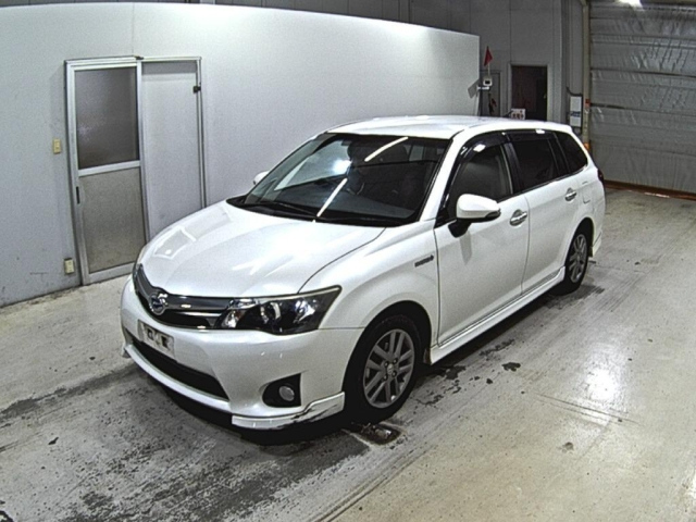 TOYOTA COROLLA FIELDER 2014