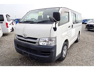 TOYOTA REGIUS ACE VAN