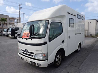 TOYOTA DYNA
