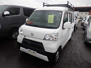 TOYOTA PIXIS VAN