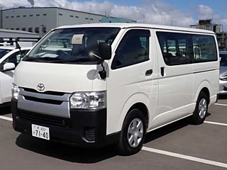 TOYOTA HIACE VAN