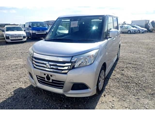 MITSUBISHI DELICA D2