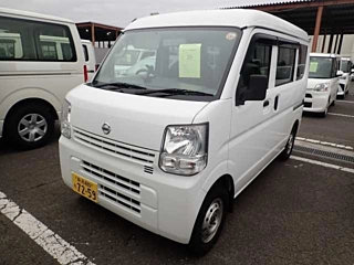 NISSAN CLIPPER VAN