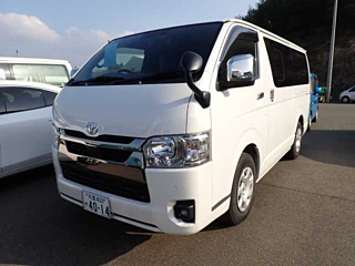 TOYOTA HIACE VAN