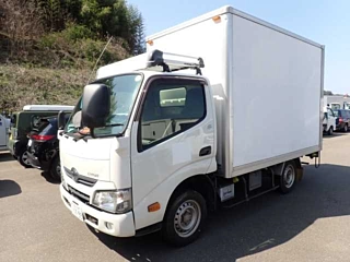 TOYOTA DYNA