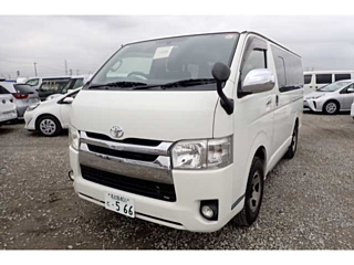 TOYOTA HIACE VAN
