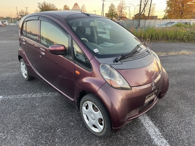 MITSUBISHI I 2010