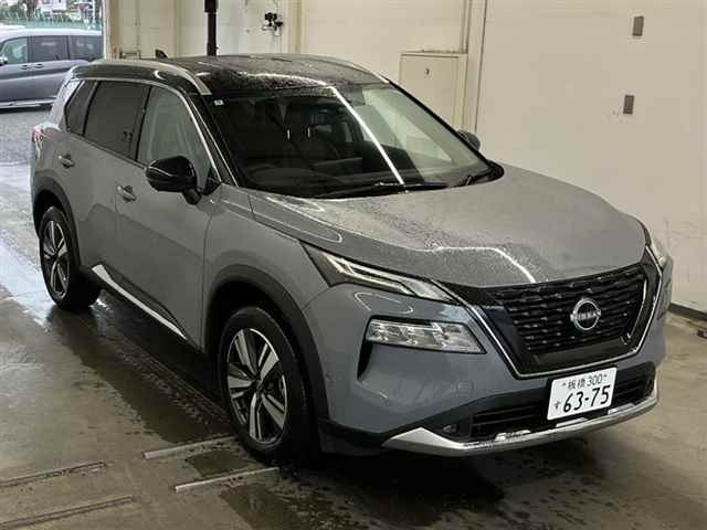 NISSAN X-TRAIL 2024