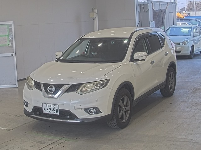 NISSAN X-TRAIL