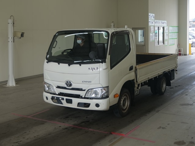 TOYOTA DYNA