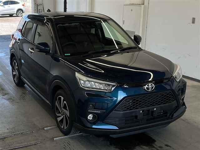 TOYOTA RAIZE 2021