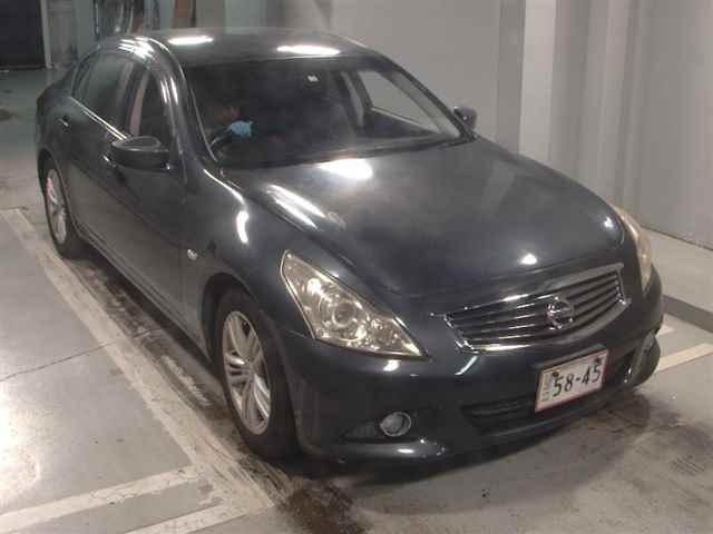 NISSAN SKYLINE 2010