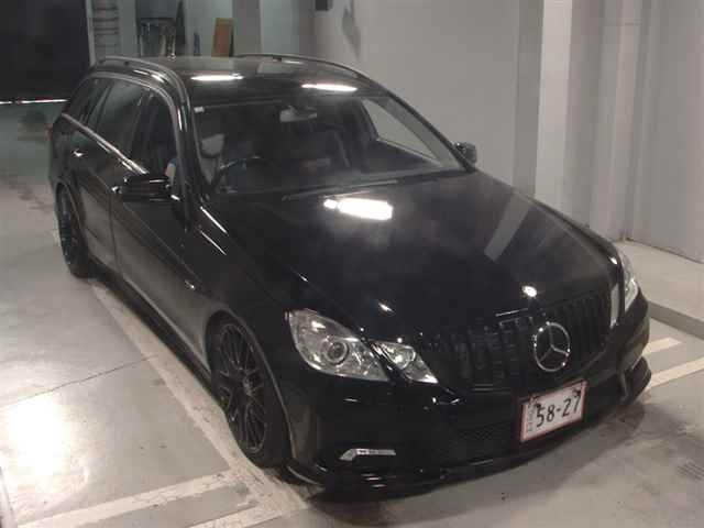 MERCEDES BENZ E CLASS WAGON 2010