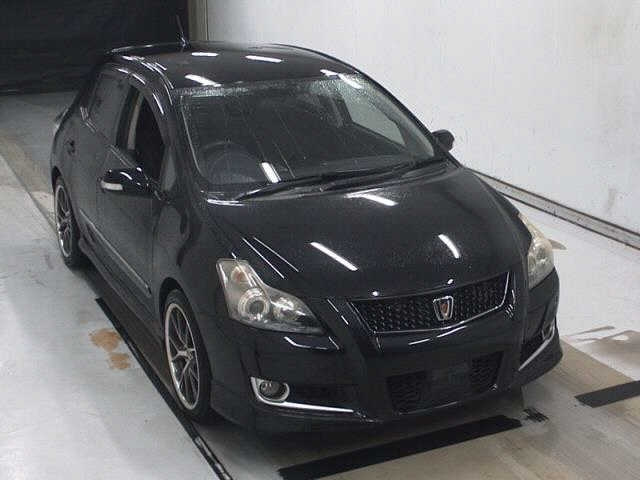 TOYOTA BLADE 2011
