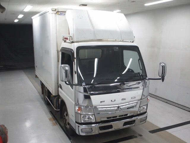 MITSUBISHI CANTER 2015
