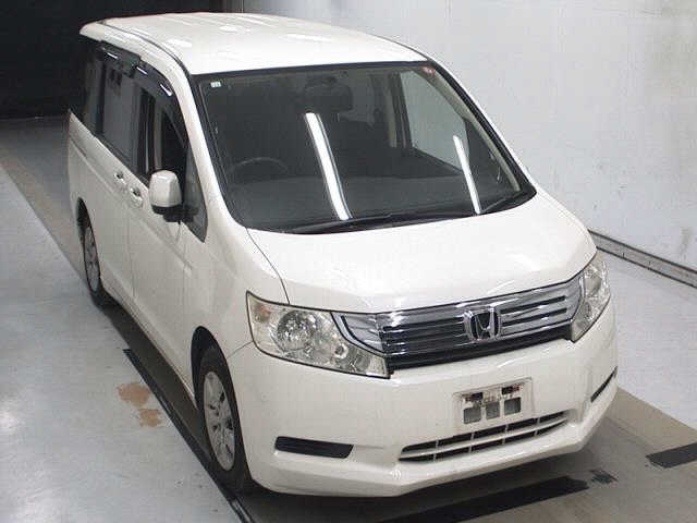 HONDA STEP WAGON 2010