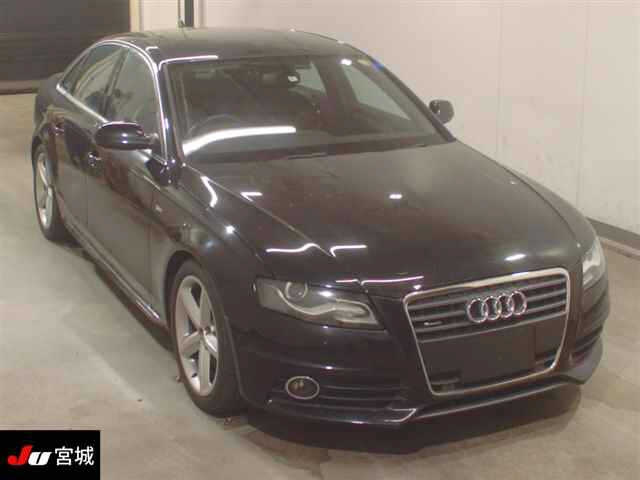 AUDI A4 2010