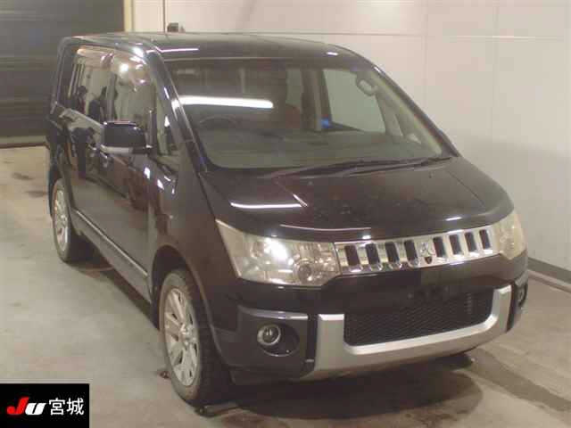 MITSUBISHI DELICA D5 2008