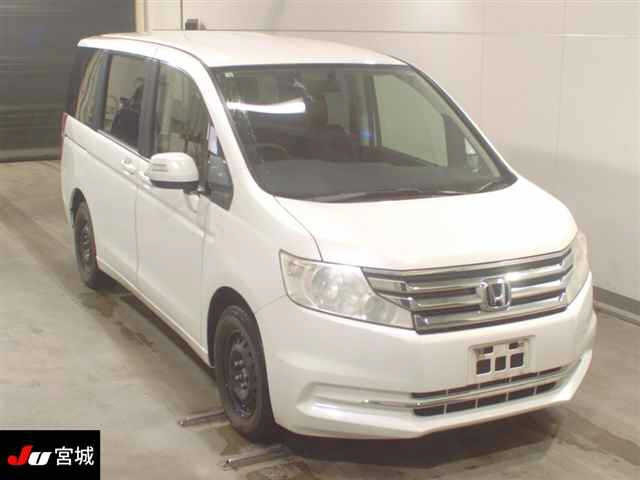 HONDA STEP WAGON 2014