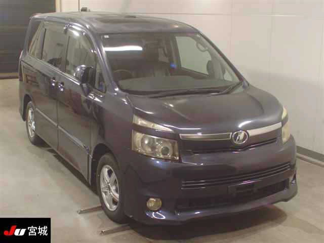 TOYOTA VOXY 2007