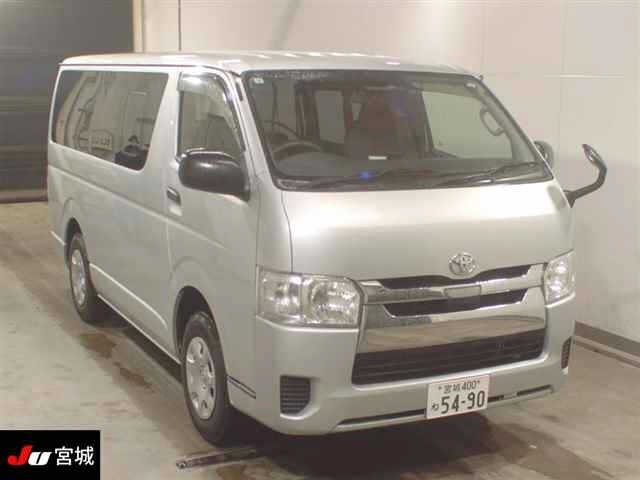 TOYOTA REGIUS ACE VAN 2018