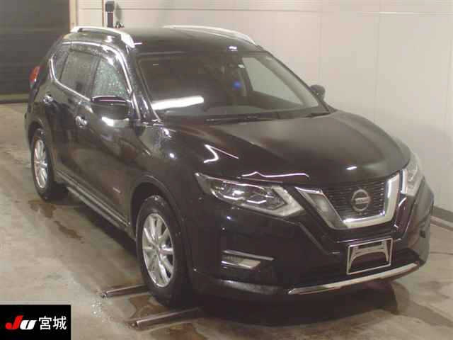 NISSAN X-TRAIL