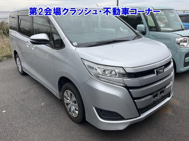 TOYOTA NOAH 2019