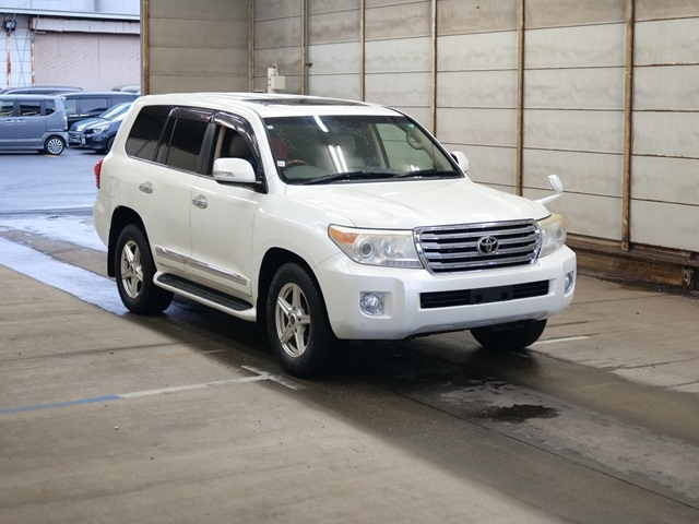 TOYOTA LAND CRUISER 2013