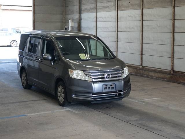 HONDA STEP WAGON 2012