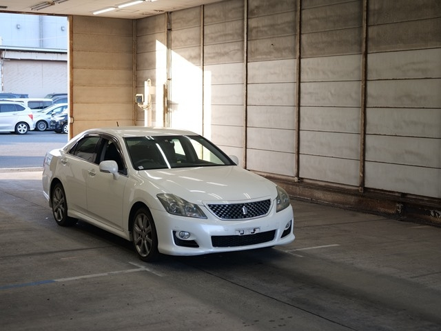 TOYOTA CROWN 2009