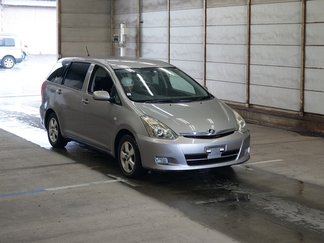 TOYOTA WISH 2006