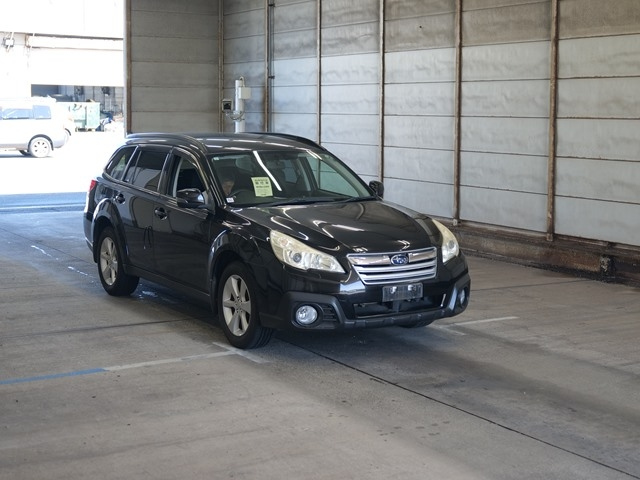 SUBARU LEGACY OUTBACK 2013