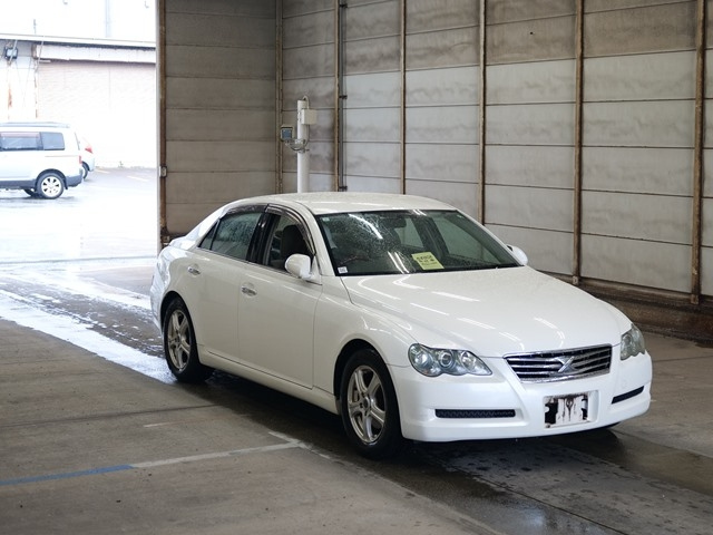 TOYOTA MARK X 2009