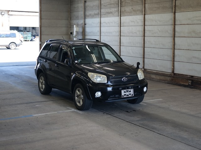 TOYOTA RAV4 2005