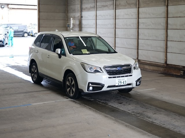 SUBARU FORESTER 2016
