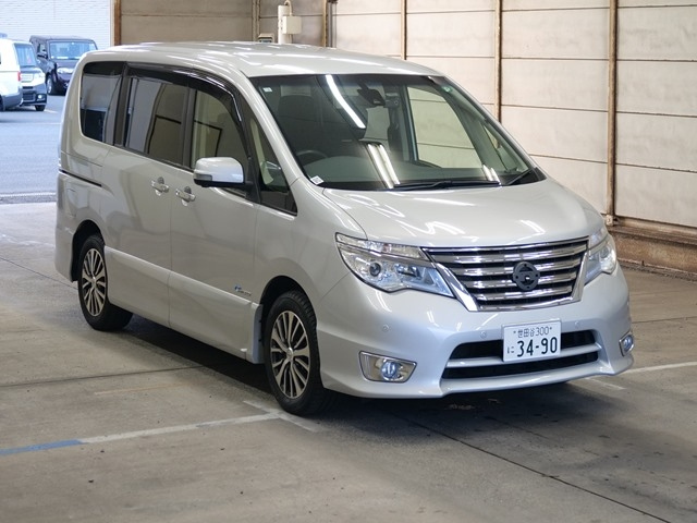 NISSAN SERENA 2014