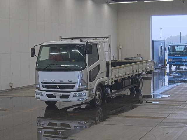 MITSUBISHI FUSO FIGHTER 2010
